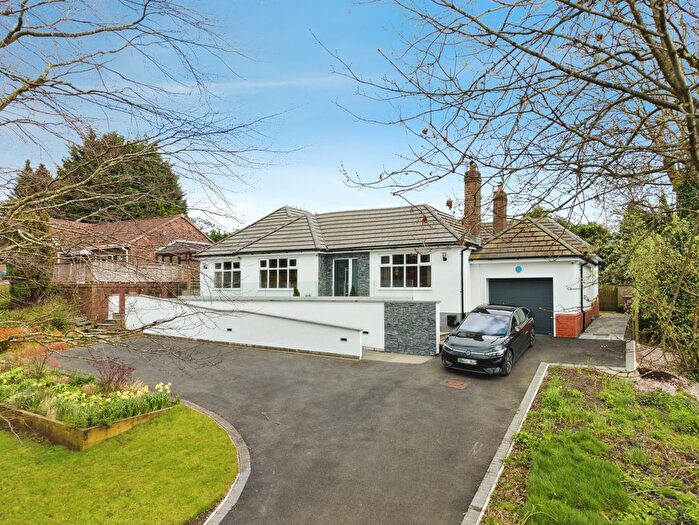 4 Bedroom Bungalow For Sale In Main Street, Billinge, Billinge, WN5