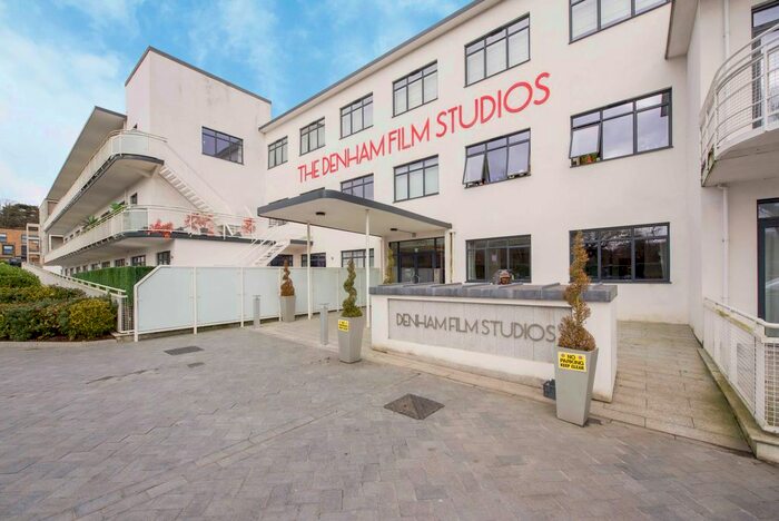 2 Bedroom Flat To Rent In Stanley Kubrick Road, Denham, Uxbridge, UB9