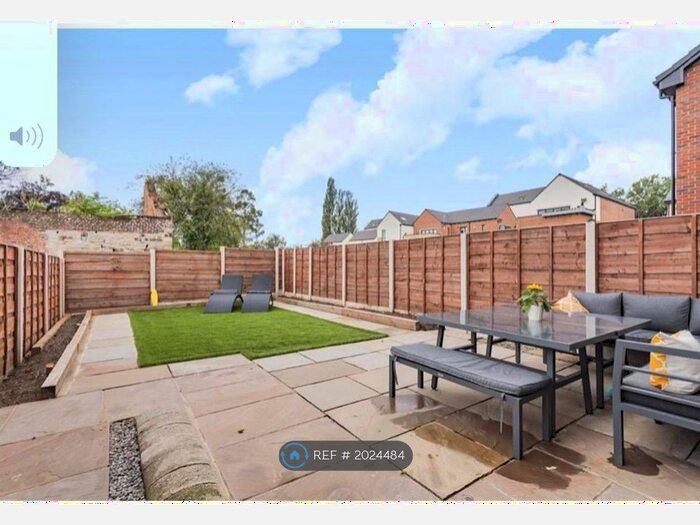3 Bedroom Semi-Detached House To Rent In Oak Lea Gardens Worsley, Manchester, M28