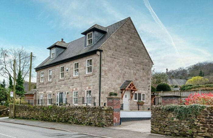 5 Bedroom Detached House For Sale In The Common, Crich, DE4