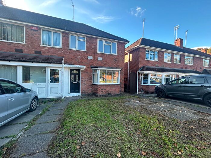 3 Bedroom End Of Terrace House To Rent In Thornbridge Avenue, Birmingham, B42