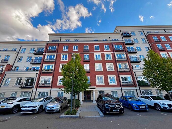 1 Bedroom Flat For Sale In Aviation Drive, London, NW9