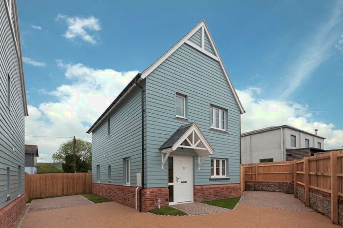 3 Bedroom Property To Rent In Station Mews, Lewes, BN8