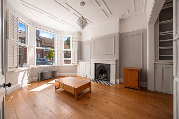 4 Bedroom House For Sale In Bathurst Gardens, Kensal Rise, NW10