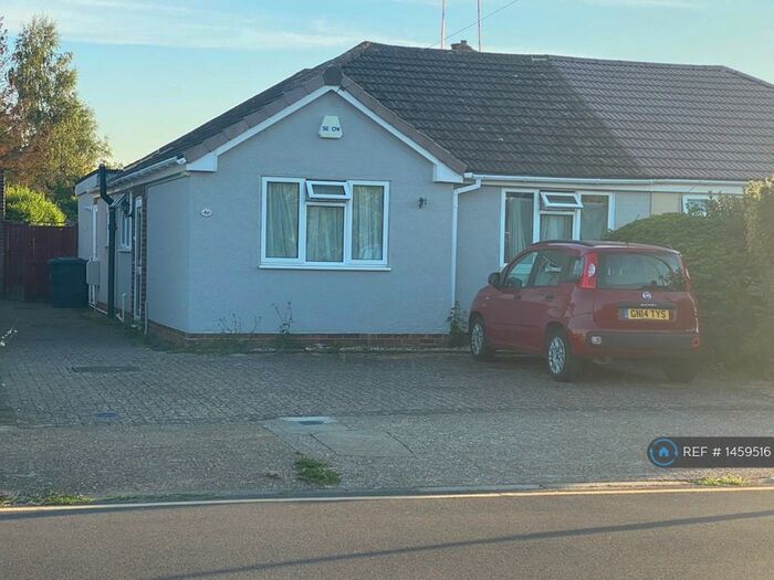 3 Bedroom Bungalow To Rent In Pilgrims Way, Canterbury, CT1