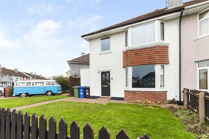 3 Bedroom Semi-Detached House To Rent In St Michael's Road, Grimsby, DN34