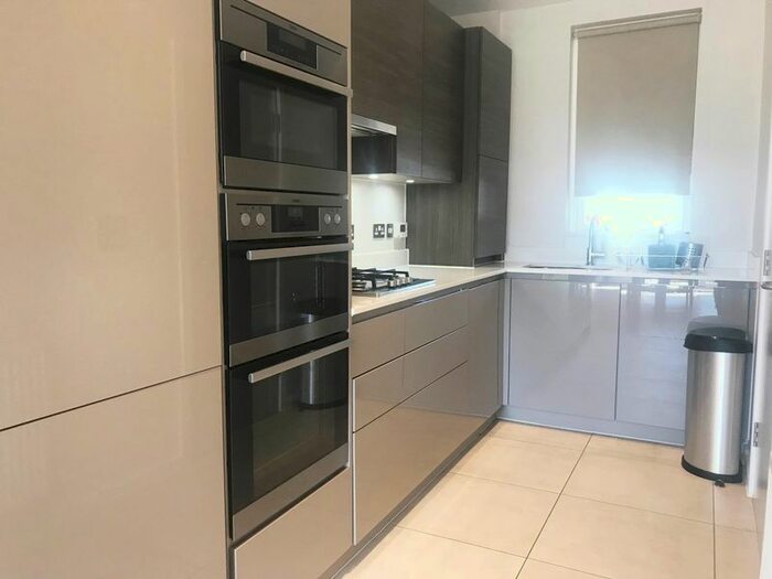 3 Bedroom Terraced House To Rent In Hera Avenue, Barnet EN5