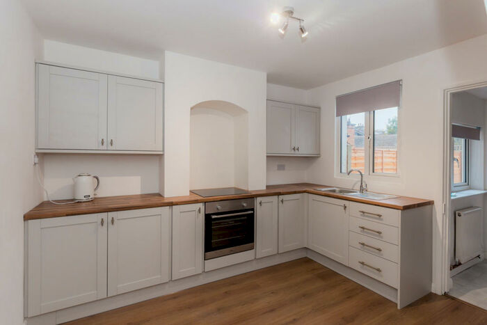 2 Bedroom Terraced House To Rent In Arundel Street, ME14