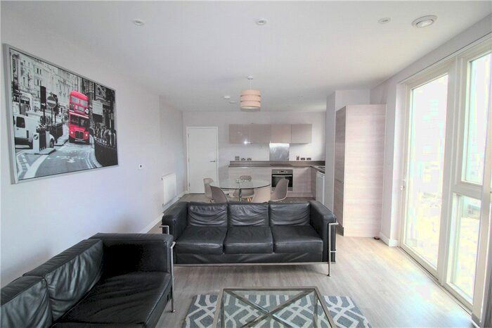 3 Bedroom Flat To Rent In Wandle Road, Croydon, CR0