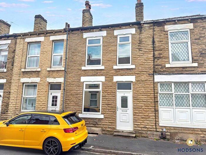2 Bedroom Terraced House For Sale In Grosvenor Street, Wakefield, WF1