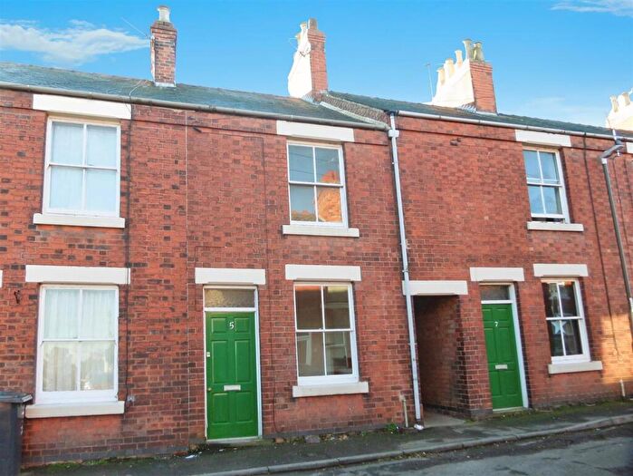 2 Bedroom Terraced House To Rent In Hope Street Melbourne Derby, DE73