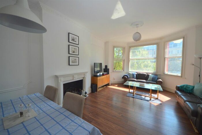 4 Bedroom Flat To Rent In Finchley Road, Hampstead, NW3