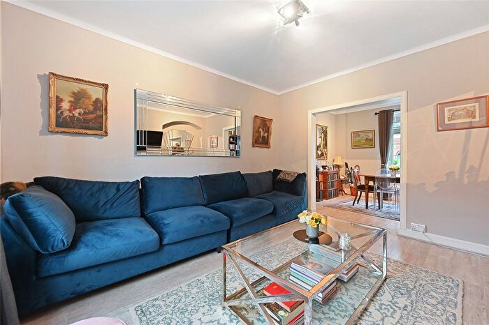 2 Bedroom Terraced House To Rent In Westway, London, W12