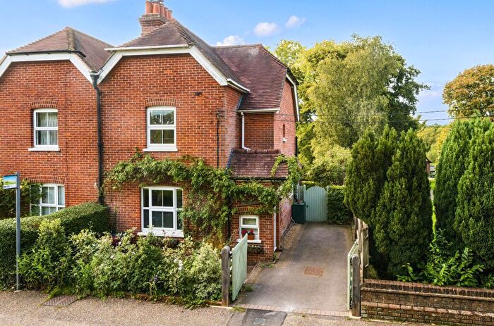 3 Bedroom Semi Detached House For Sale In Nyewood, Petersfield, GU31