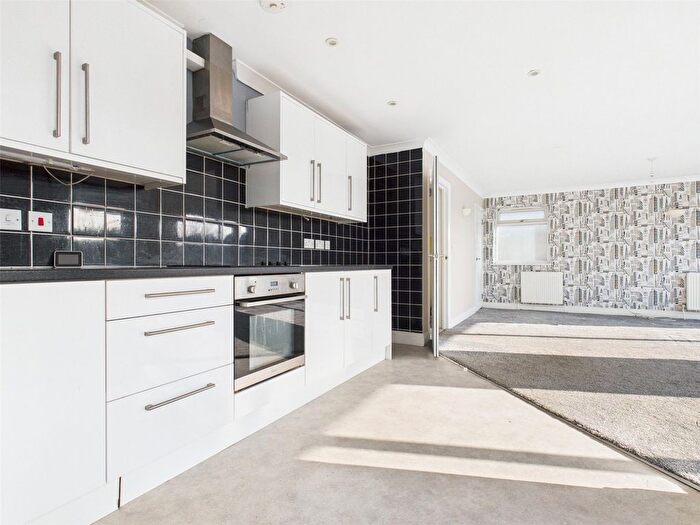 3 Bedroom Detached House To Rent In Findon Avenue, Saltdean, BN2