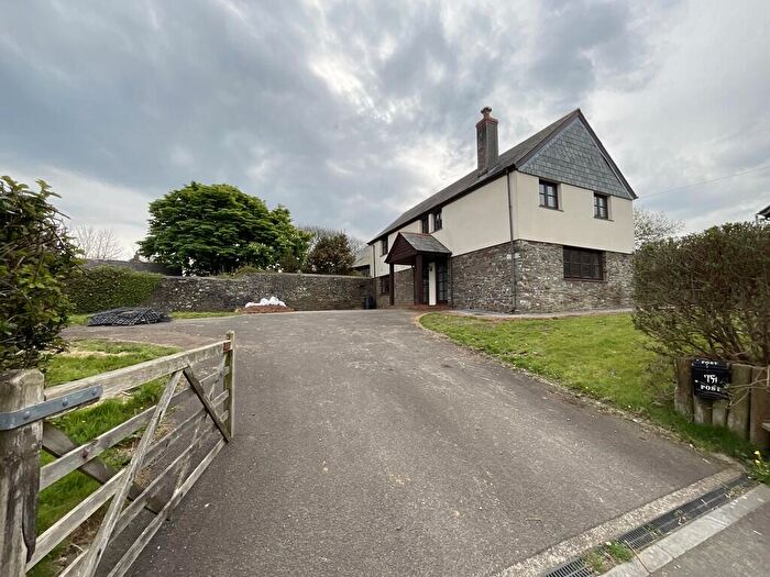 4 Bedroom Detached House To Rent In North Street, Hartland, EX39