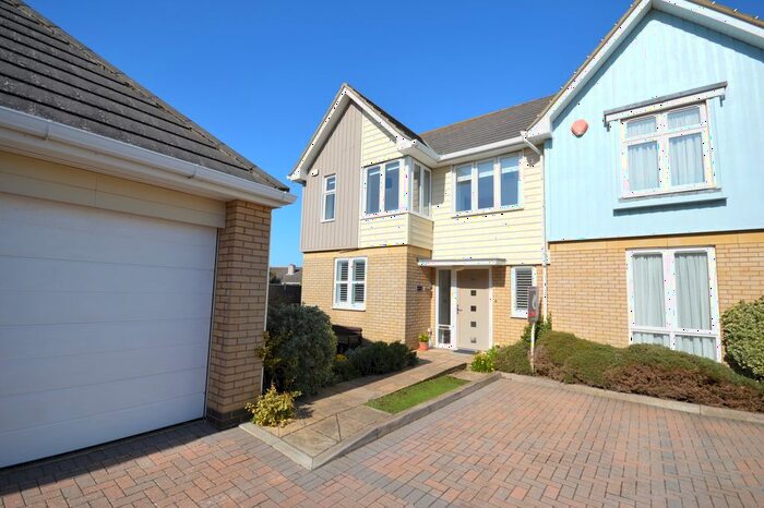 3 Bedroom Terraced House To Rent In Victoria Road, Milford On Sea, Hampshire, SO41