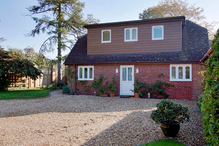 2 Bedroom Detached House To Rent In Sarson Lane, Amport, SP11