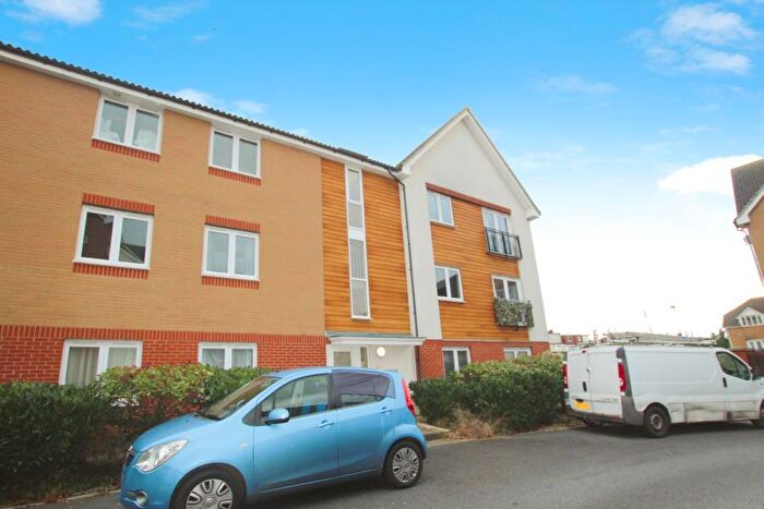 2 Bedroom Flat To Rent In Hollybrook Park- Kingswood, BS15