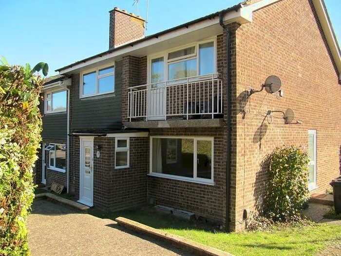 2 Bedroom Maisonette To Rent In Brighton Hill, Basingstoke, RG22