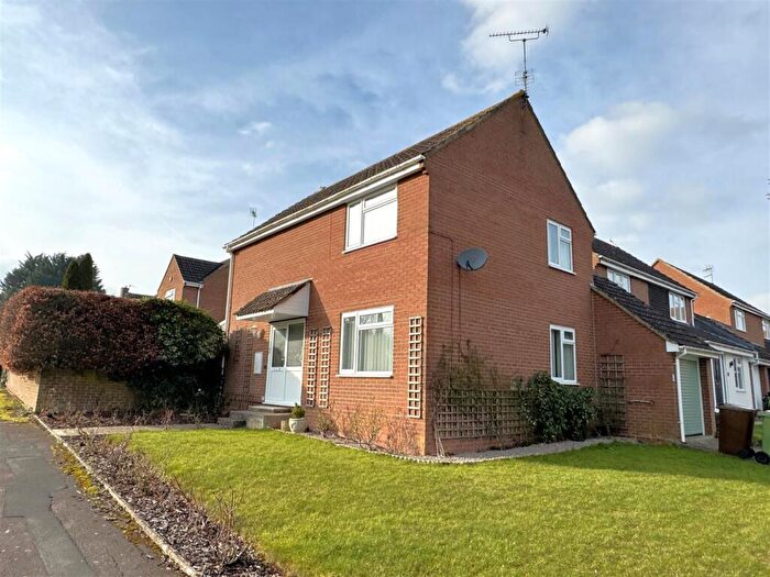 4 Bedroom Detached House For Sale In Oakridge, Highnam, Gloucester, GL2