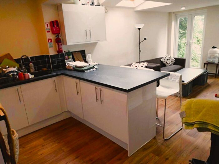 5 Bedroom Property To Rent In Heeley Road, B29