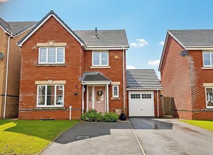 3 Bedroom Detached House For Sale In Clos Rhosyn, Llanharry, Pontyclun., CF72