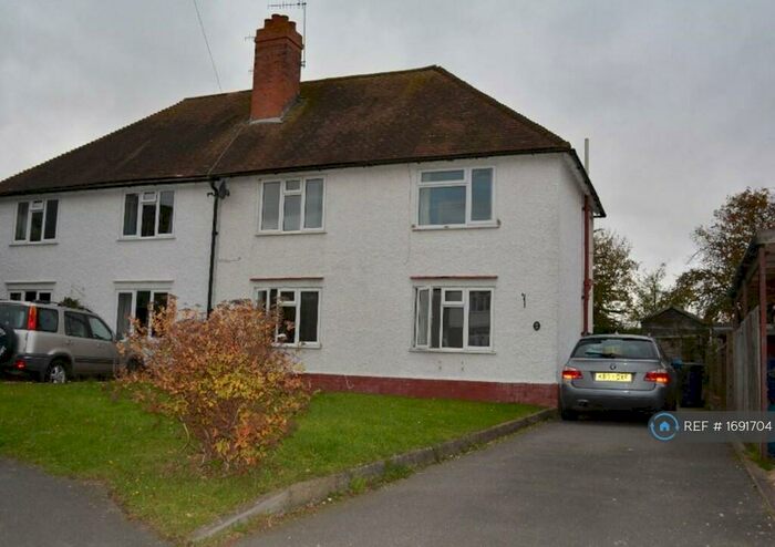 3 Bedroom Semi-Detached House To Rent In Bordon Place, Stratford-Upon-Avon, CV37