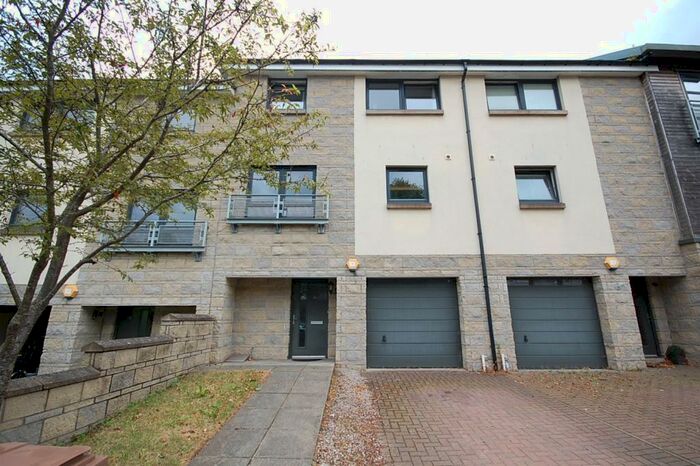 4 Bedroom Terraced House To Rent In Hilton Avenue, City Centre, Aberdeen, AB24