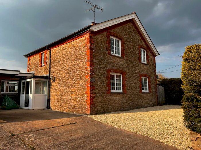 4 Bedroom Detached House For Sale In Bishops Caundle, Sherborne, DT9