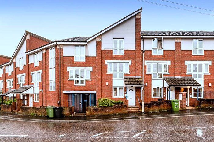 4 Bedroom Town House To Rent In King William Street, Exeter, EX4