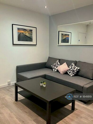 6 Bedroom Terraced House To Rent In Leopold Road, Liverpool, L7