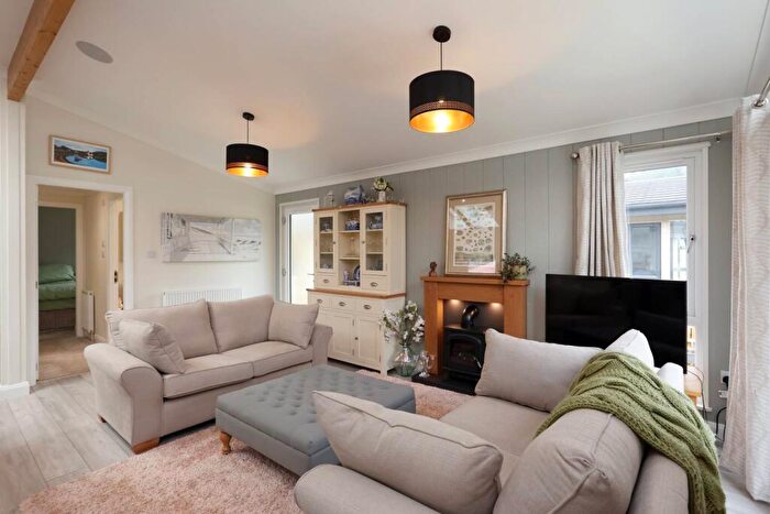 2 Bedroom Lodge For Sale In Nr Dollar, Perth And Kinross, FK14