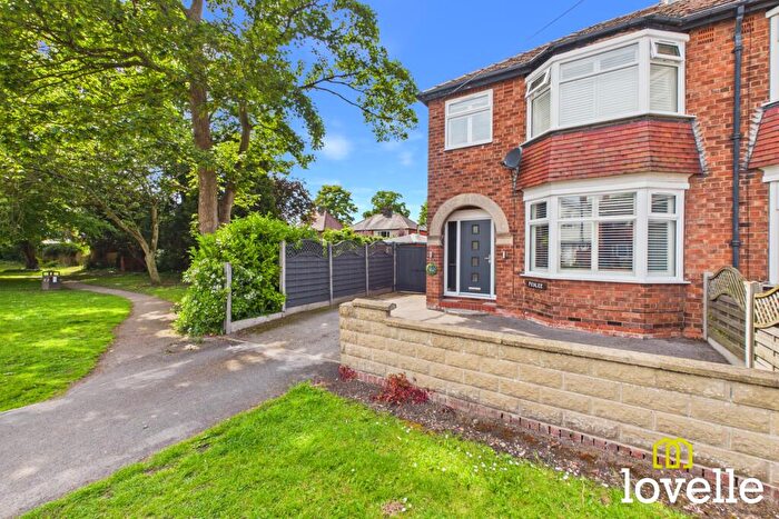 3 Bedroom Semi-Detached House For Sale In Beck Bank, Cottingham, HU16