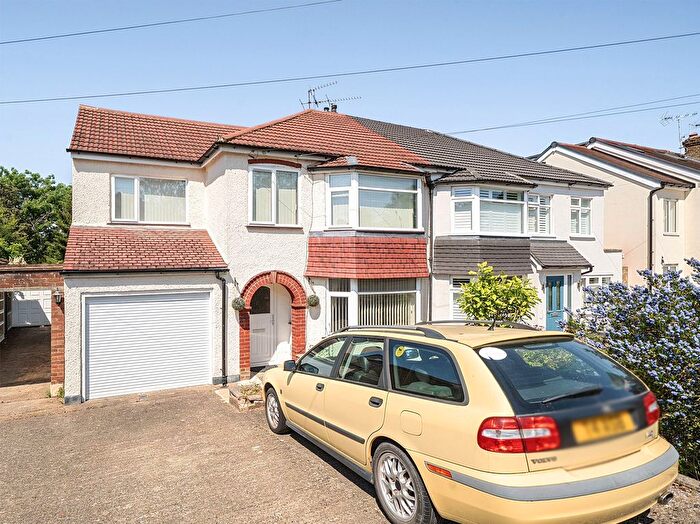 4 Bedroom Semi-Detached House For Sale In Westcote Rise, Ruislip, HA4