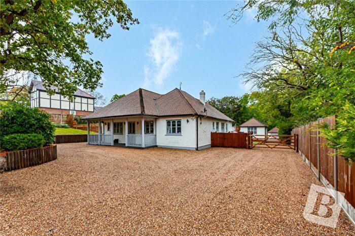 3 Bedroom Bungalow For Sale In Little Warley Hall Lane, Little Warley, Brentwood, Essex, CM13