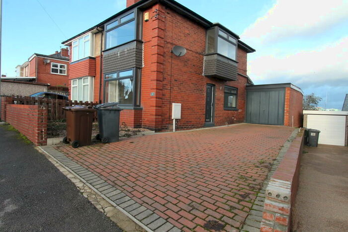 3 Bedroom Semi-Detached House To Rent In Frederick Avenue, Barnsley, S70