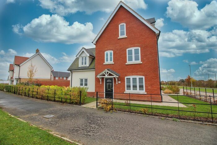 5 Bedroom Detached House For Sale In Grange Road, Tiptree, Colchester CO5