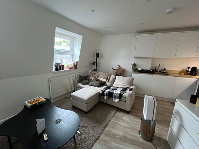 1 Bedroom Flat To Rent In Fortune Green Road, London, NW6