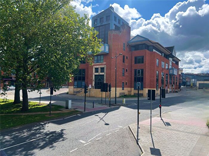 1 Bedroom Apartment To Rent In Kingsbridge Point, Clarence Street, Swindon, Wiltshire, SN1