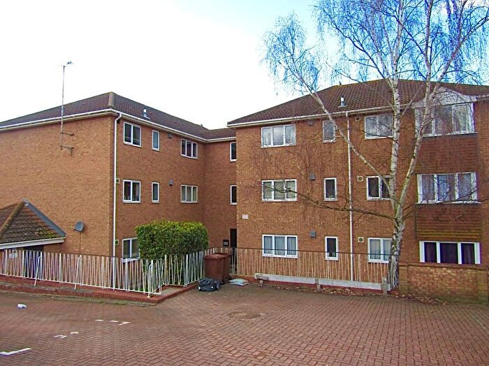 1 Bedroom Flat To Rent In Ferrier Close, Gillingham, ME8