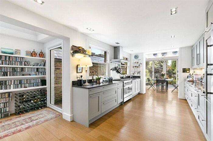 5 Bedroom Semi Detached House For Sale In Beverley Road, Barnes, London, SW13