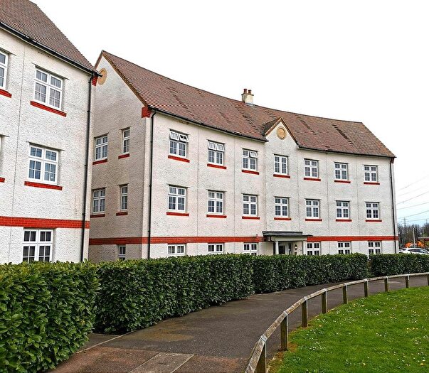 2 Bedroom Flat For Sale In Burnt Lime House, Limeburners Drive, Halling, Rochester, Medway, ME2