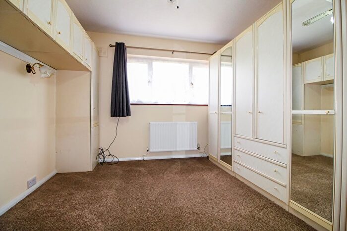 4 Bedroom Terraced House To Rent In Sitwell Grove, Stanmore, HA7