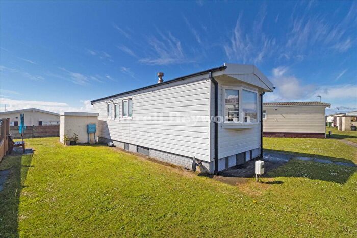 1 Bedroom House For Sale In West Shore Park, Walney, Barrow In Furness, LA14