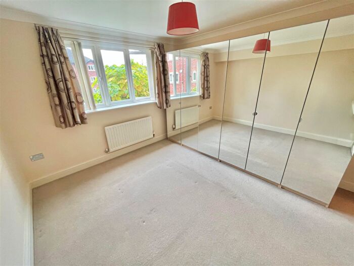 2 Bedroom Apartment For Sale In Bridgewater Street, Sale, M33