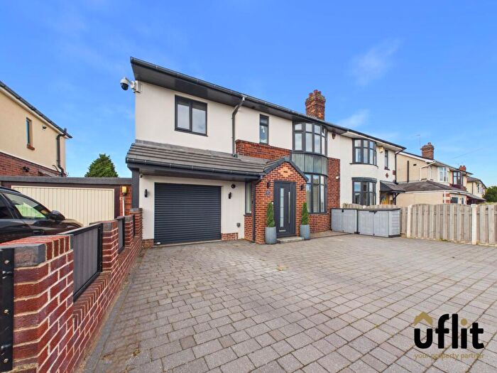 4 Bedroom Semi-Detached House For Sale In Munsbrough Lane, Rotherham, S61