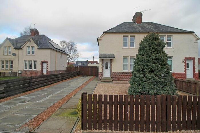 2 Bedroom Property To Rent In Balure Crescent, Fallin, Stirling, FK7