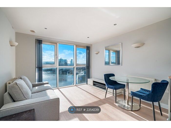 1 Bedroom Flat To Rent In Adriatic Apartments, London, E16