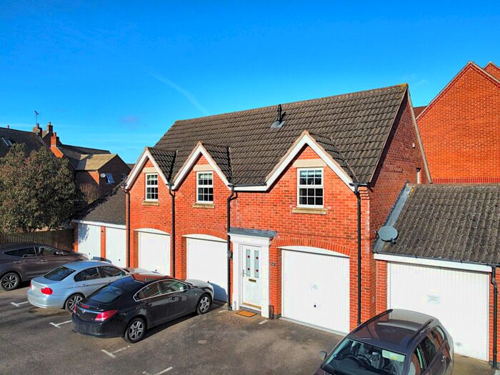 2 Bedroom Detached House To Rent In Burdock Way, Desborough, Kettering, NN14